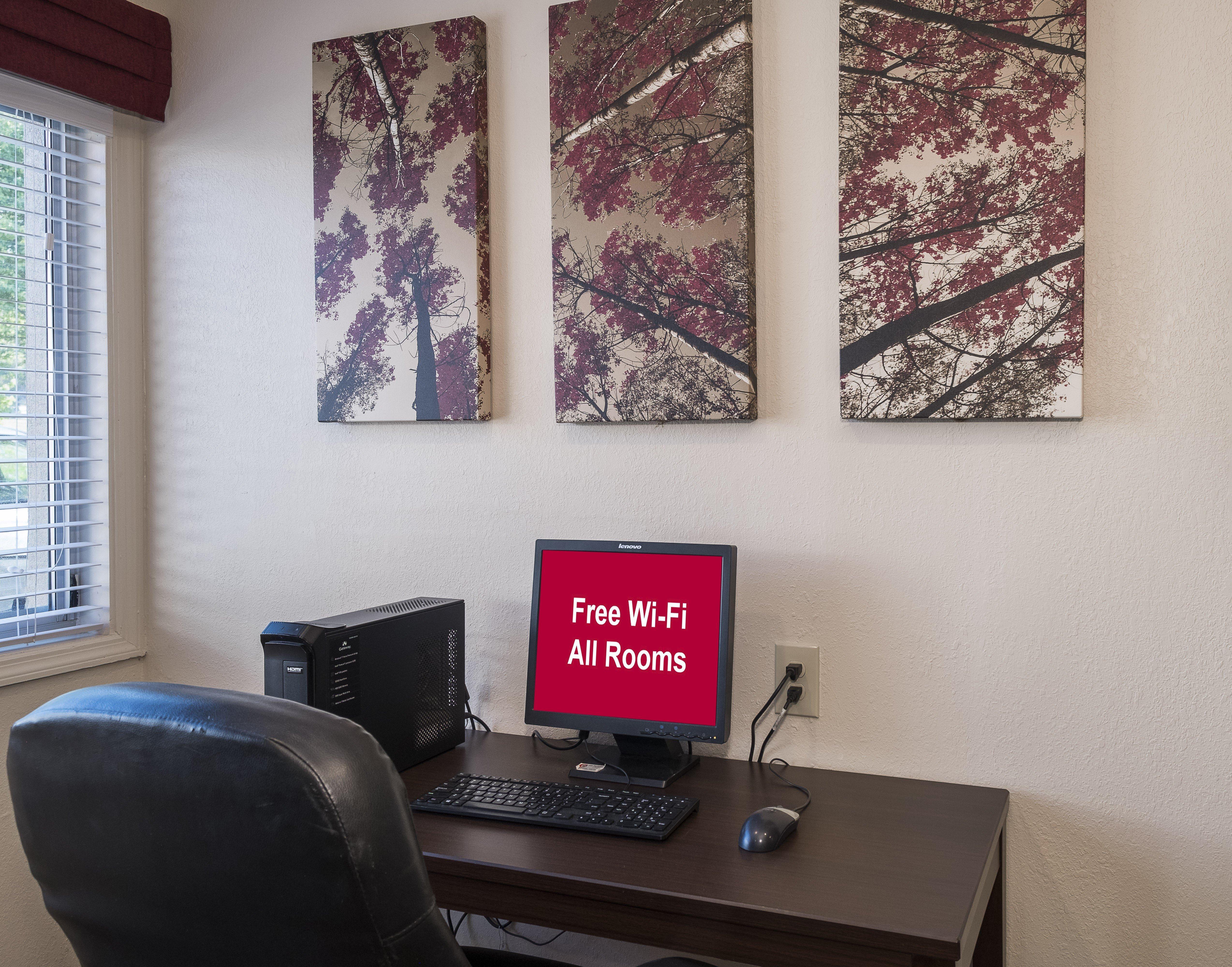 Red Roof Inn Plus+ Poughkeepsie Eksteriør bilde